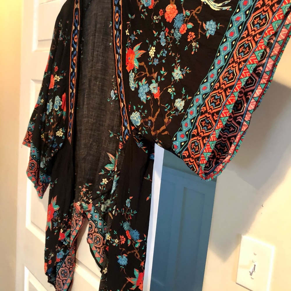 Flying Tomato Boho Kimono